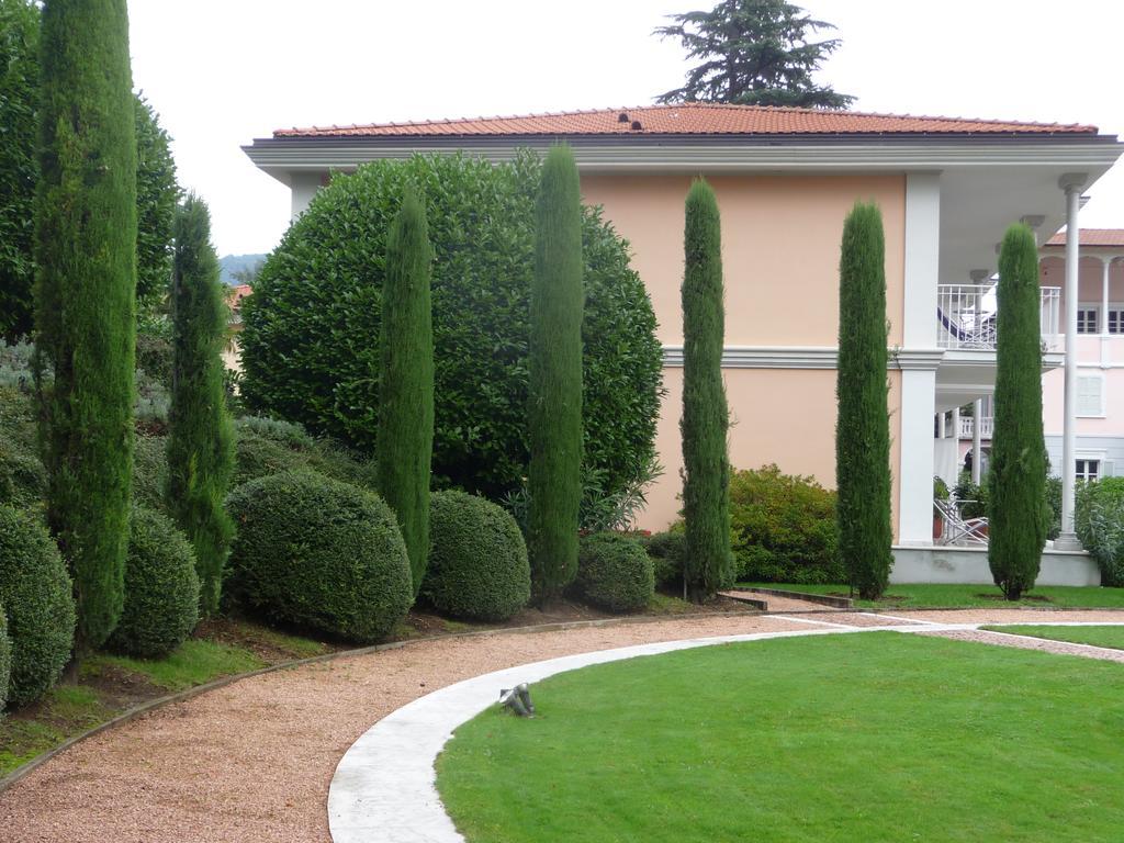 Residence Ville Lago Lugano Porto Ceresio Eksteriør billede