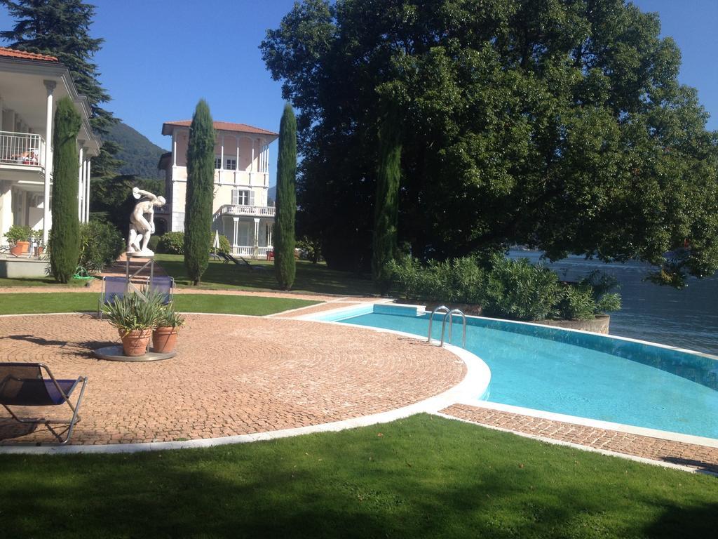Residence Ville Lago Lugano Porto Ceresio Eksteriør billede