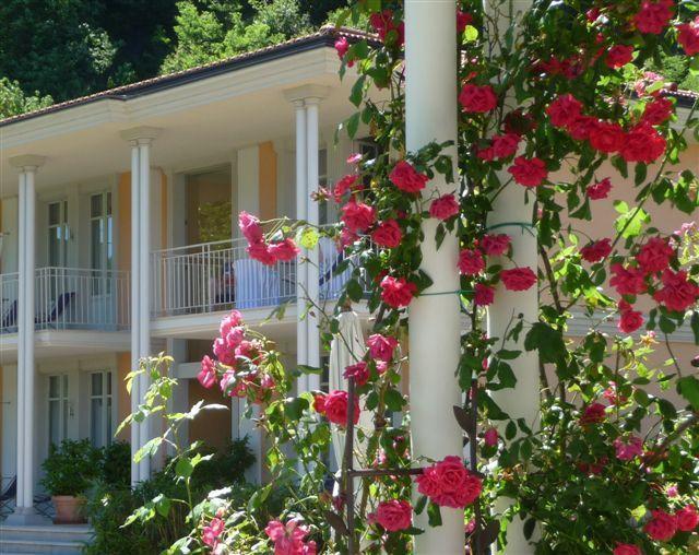 Residence Ville Lago Lugano Porto Ceresio Eksteriør billede