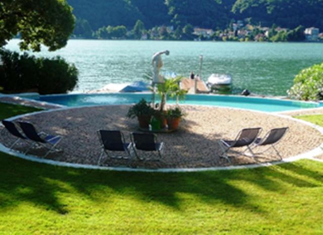 Residence Ville Lago Lugano Porto Ceresio Eksteriør billede